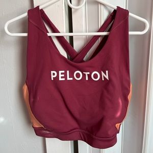 High neck two-tone strappy Peloton sports bra